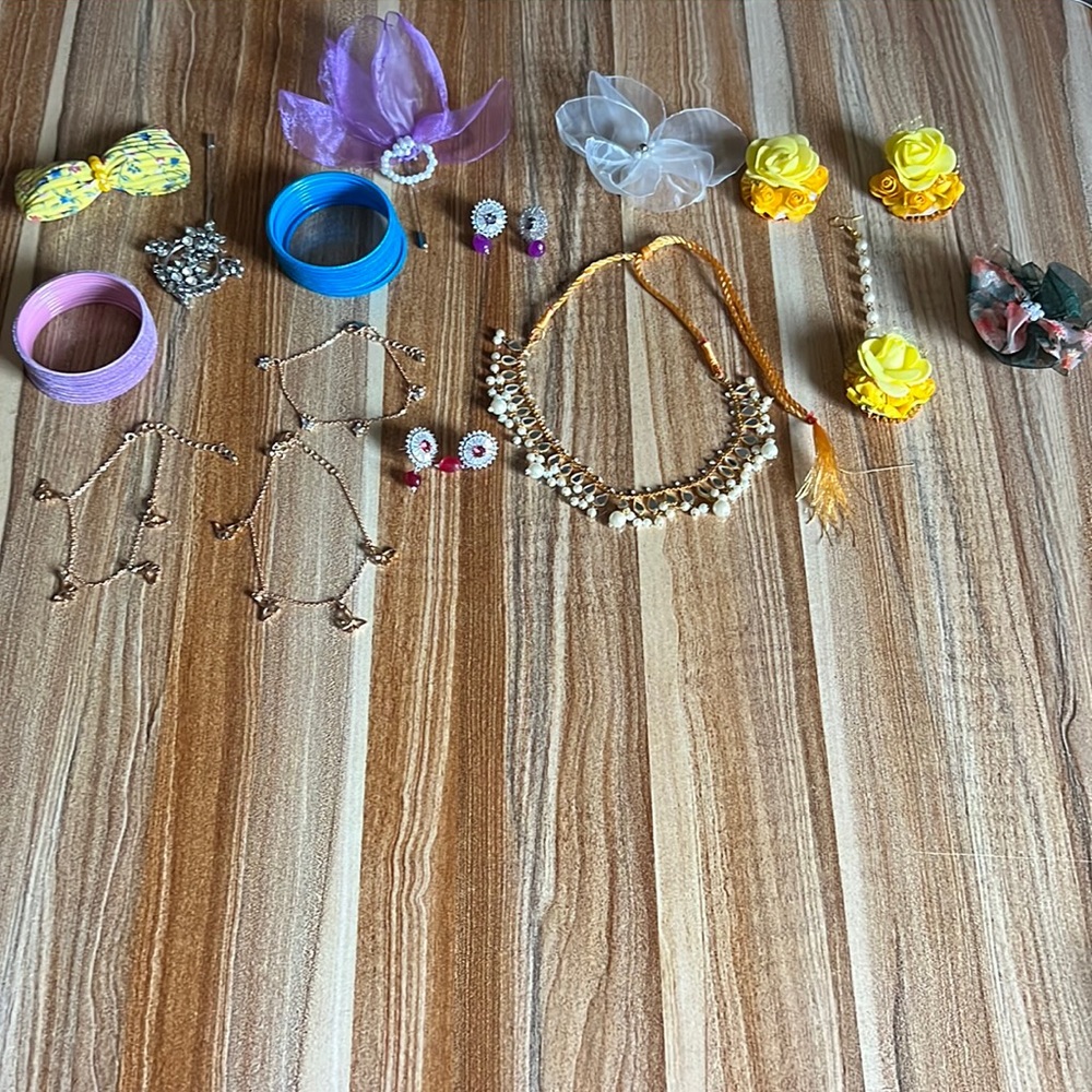 Jewelry bundle 3